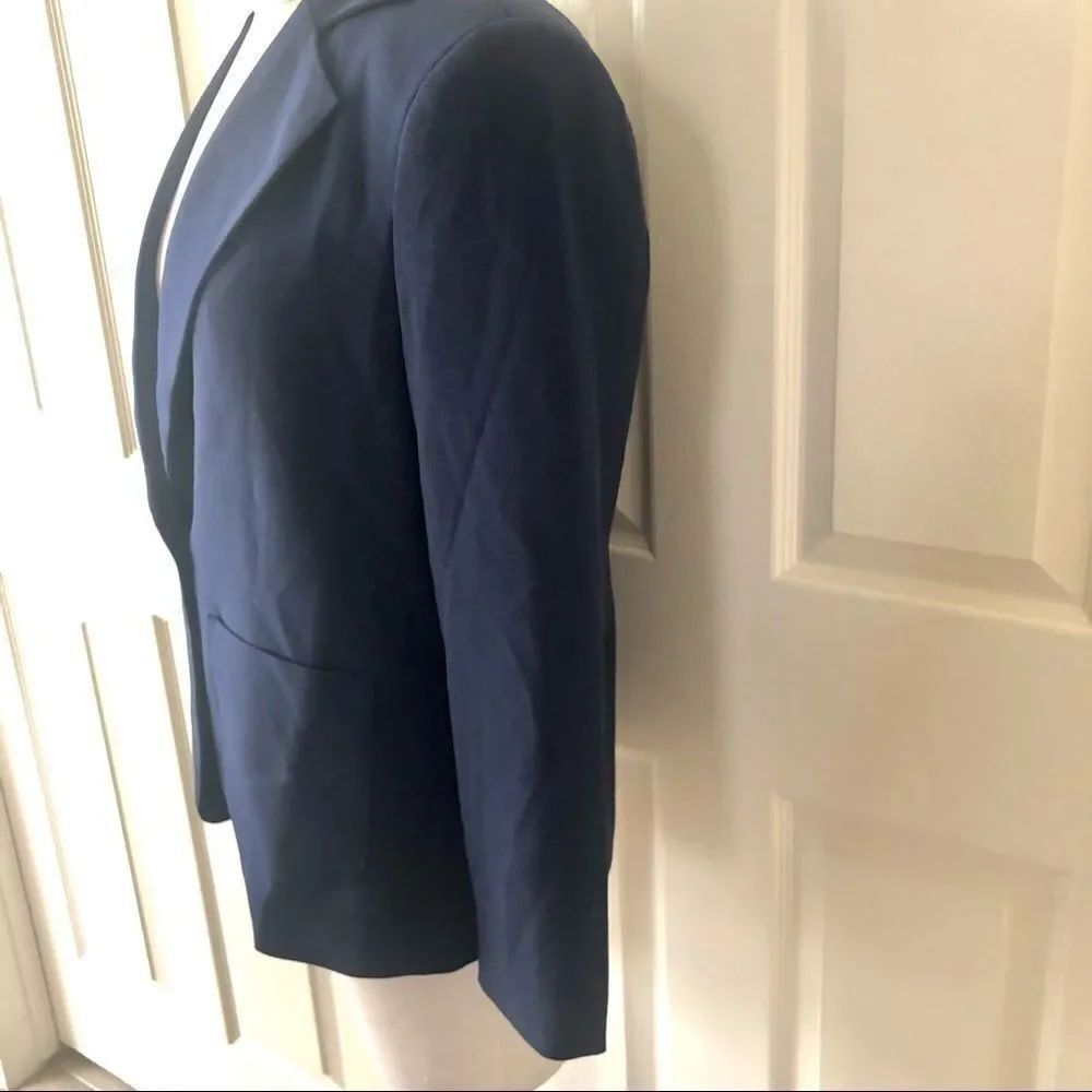 Draper’s and Damon’s navy sleeve blazer SP - Picture 3 of 10